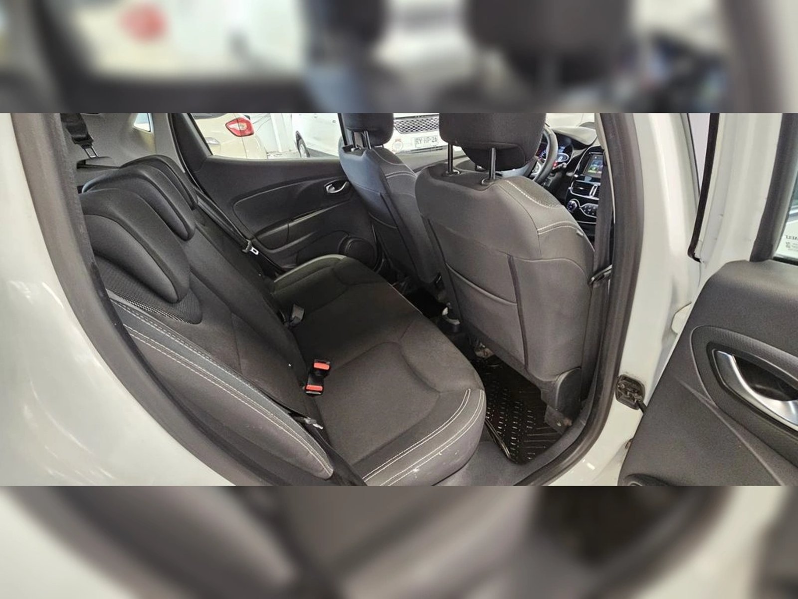 RENAULT CLIO CLIO EXPRESSION 1.2 2017 - Imagen 13 de 18
