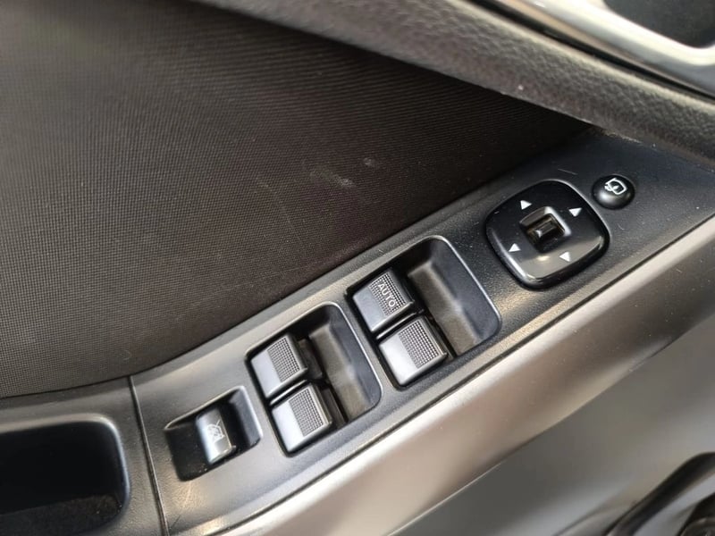 Mazda BT-50 DCAB 4X4 2.2 Mt 2021 - Imagen 14 de 14