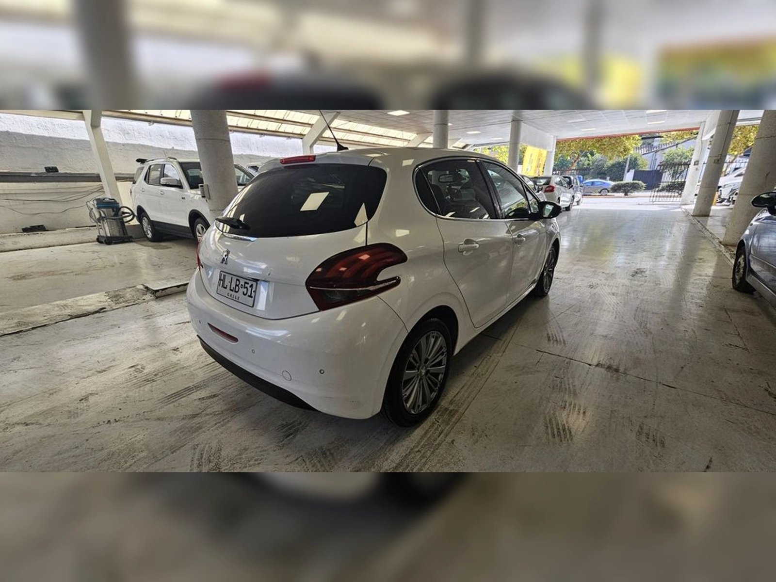 PEUGEOT 208 ALLURE 2016 - Imagen 9 de 17