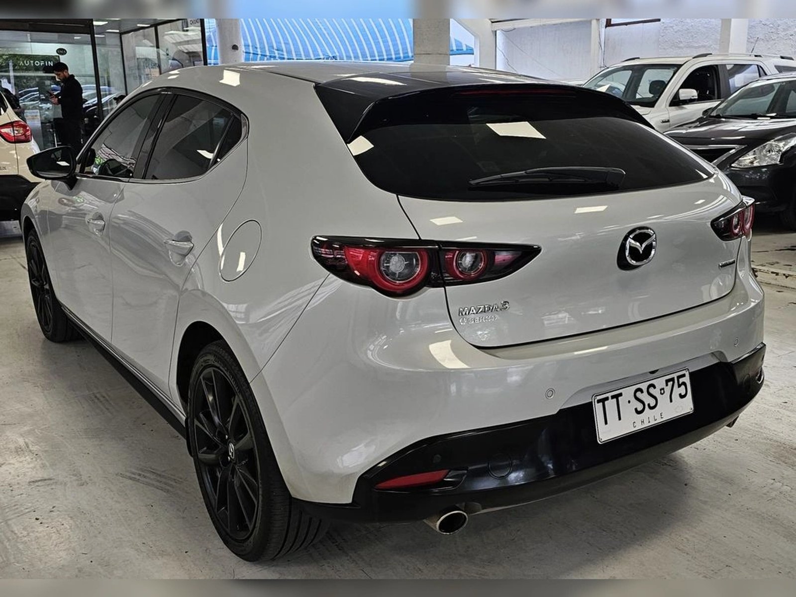 Mazda 3 SPORT CORE AT 2025 2025 - Foto 2 de 15