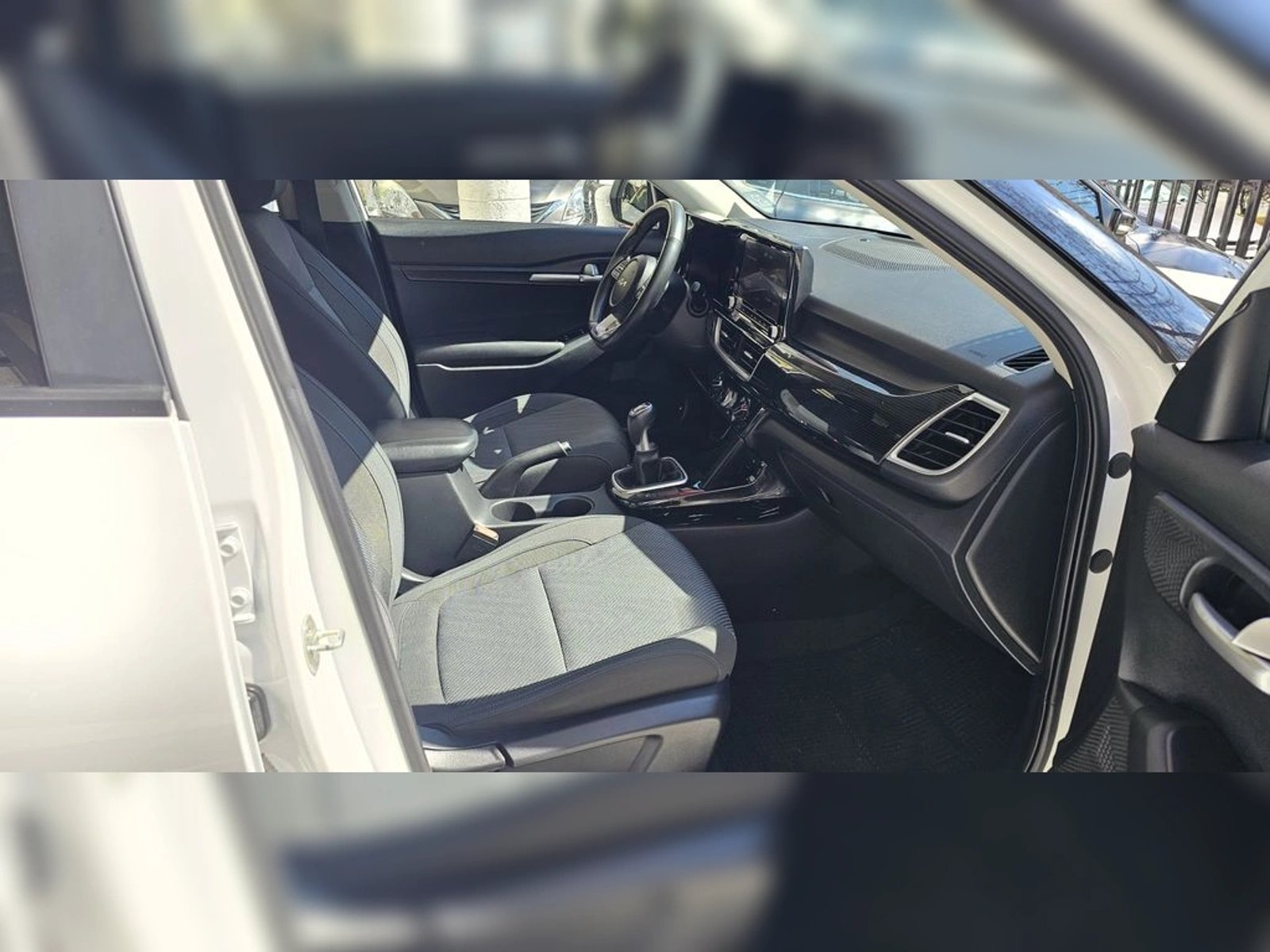 Kia STINGER kia seltos 1.6 EX MT | 2023 2023 - Imagen 12 de 17
