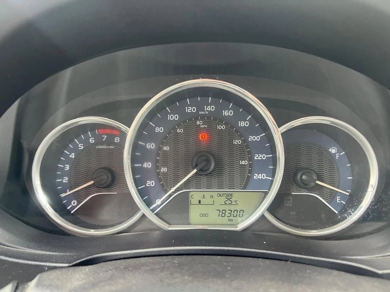 Toyota COROLLA gl 1.8 2016 - Imagen 14 de 14