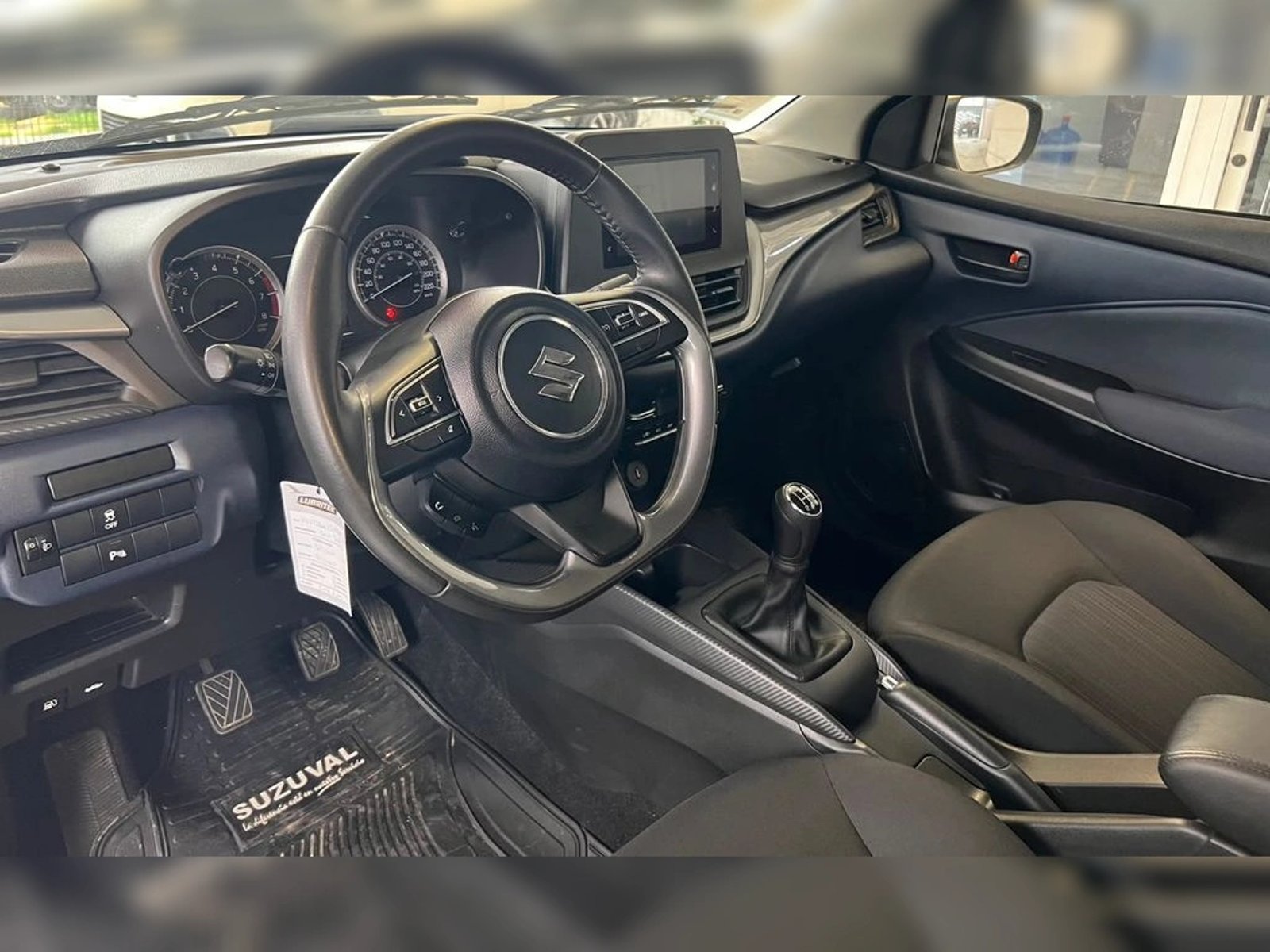 Suzuki BALENO GLS 2025 - Imagen 9 de 12