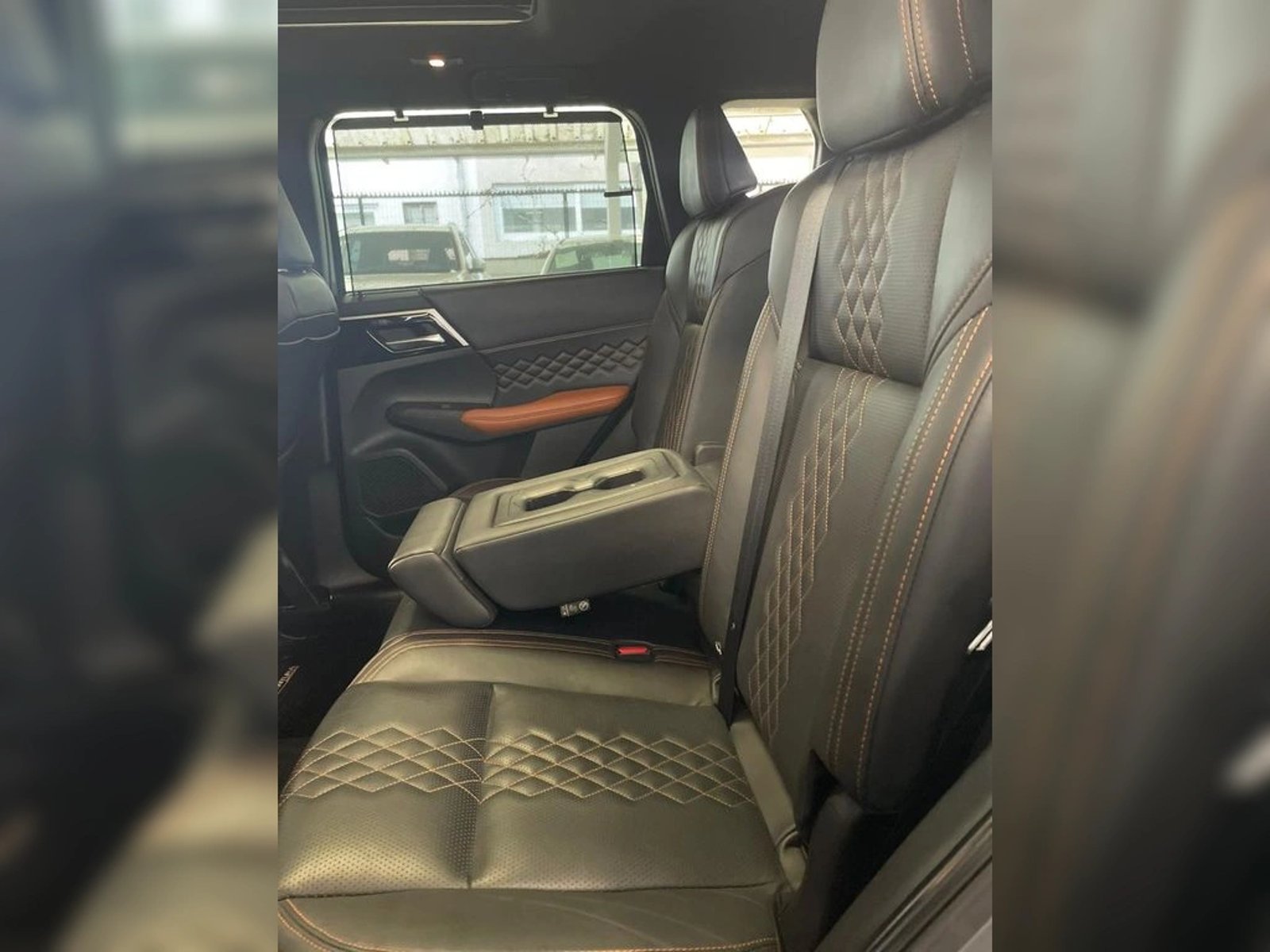 MITSUBISHI OUTLANDER 2.4 GLX + AT 4X4 2023 - Imagen 10 de 16