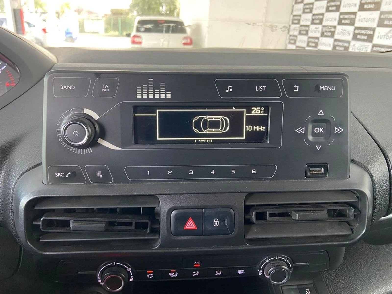 PEUGEOT PARTNER 1.6 MT AC 2AB BT DIESEL 2021 - Imagen 13 de 17