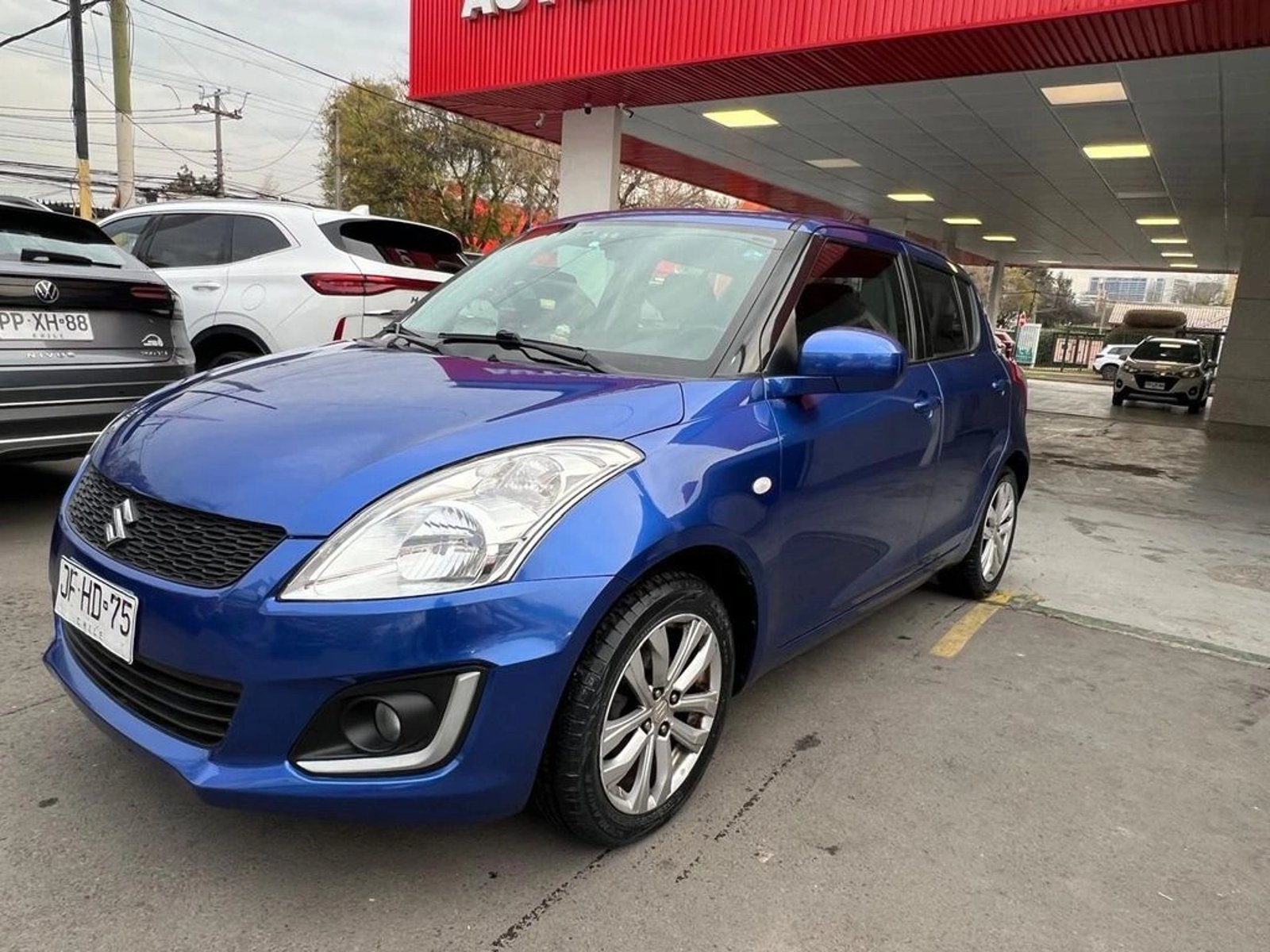 Suzuki SWIFT gls 2017 - Foto 2 de 13