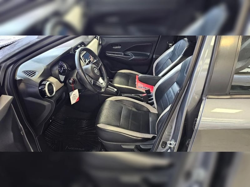 Nissan VERSA CVT 1.6 2022 - Imagen 8 de 10