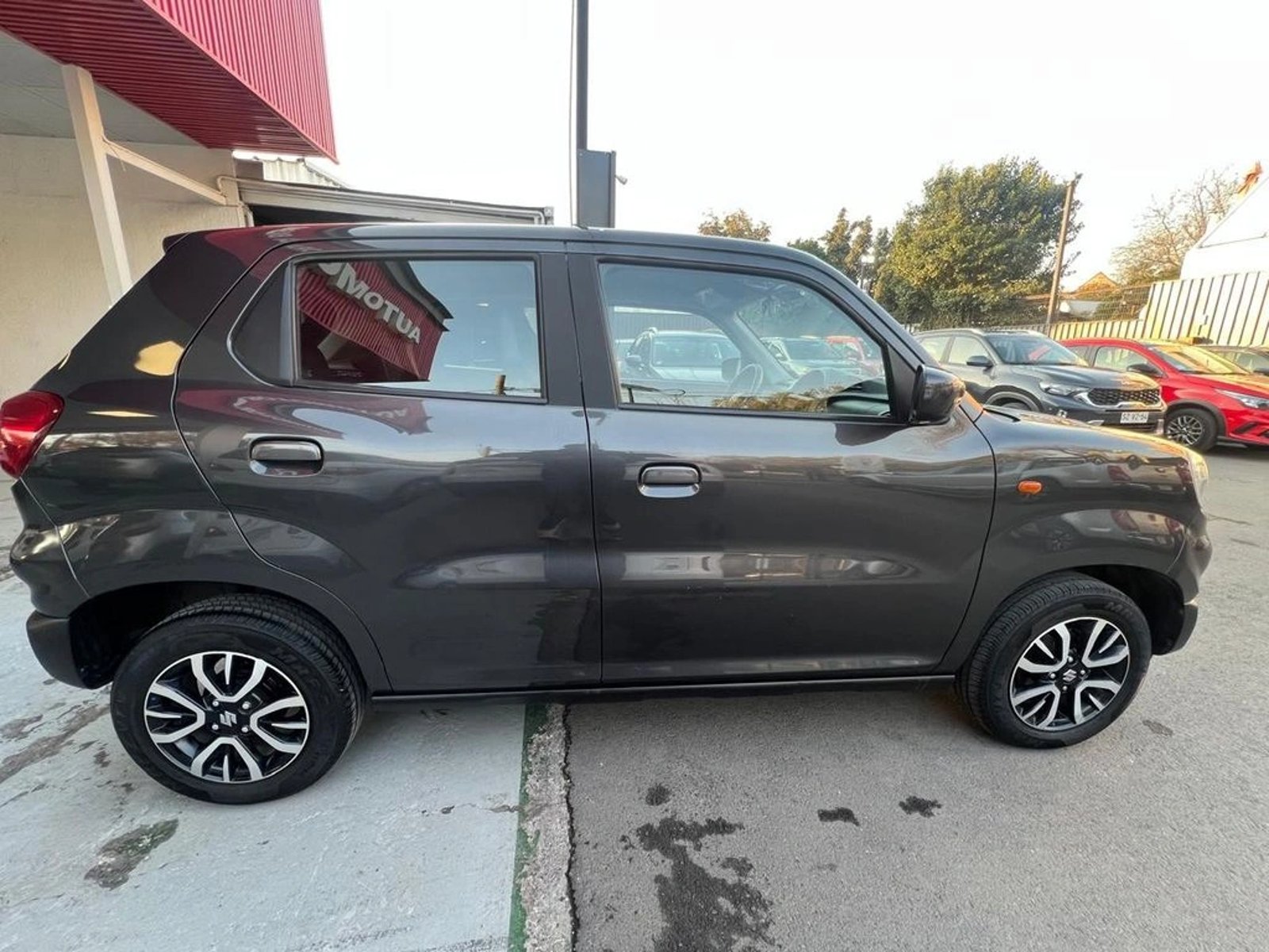 Suzuki S-PRESSO GLX 2024 - Imagen 8 de 15