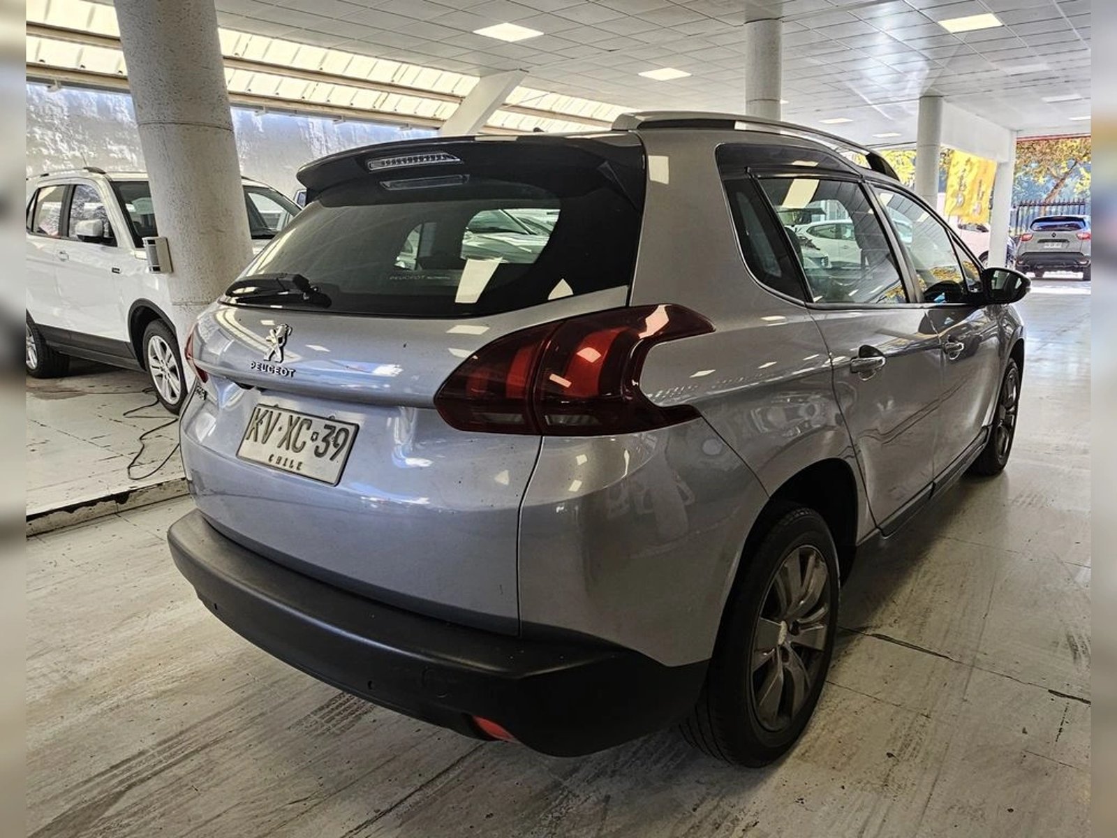 PEUGEOT 208 PEUGEOT 2008 ACTIVE BLUEHDI 1.6 2019 - Imagen 9 de 18