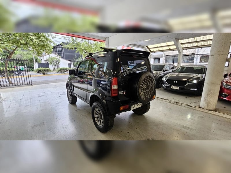 Suzuki SS Jimny JLX 1.3 2017 - Imagen 13 de 20