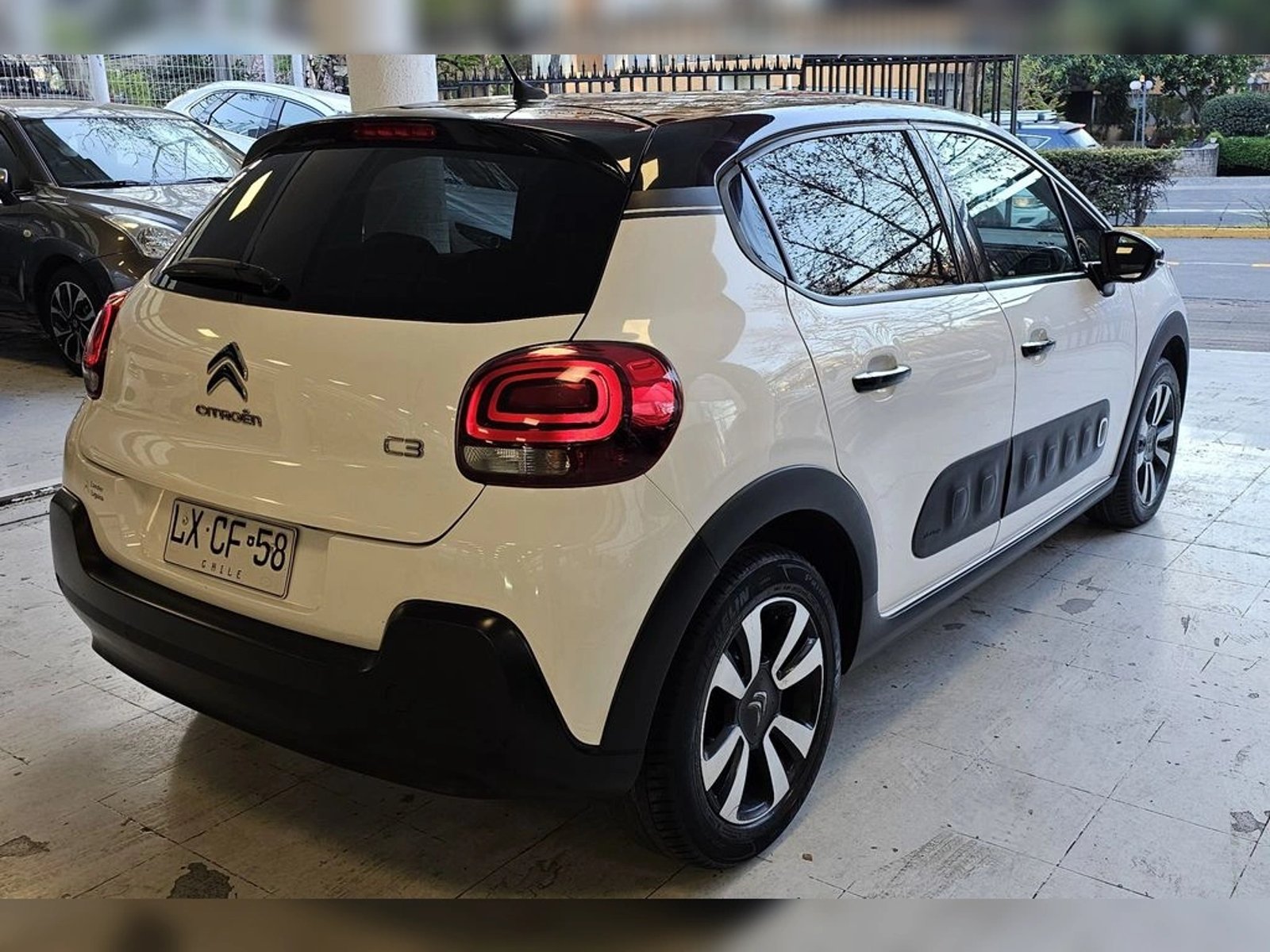 Citroën C3 BLUEHDI 1.5 2020 - Imagen 10 de 19