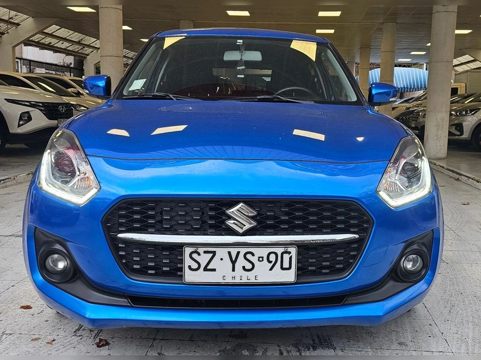 Suzuki SWIFT SWIFT GLX AT 2023 - Foto 3 de 10