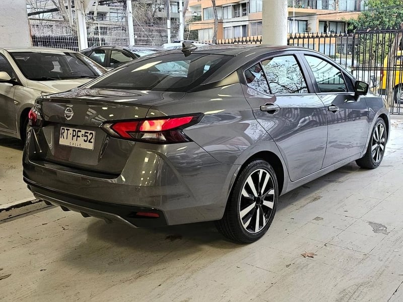 Nissan VERSA CVT 1.6 2022 - Imagen 4 de 10