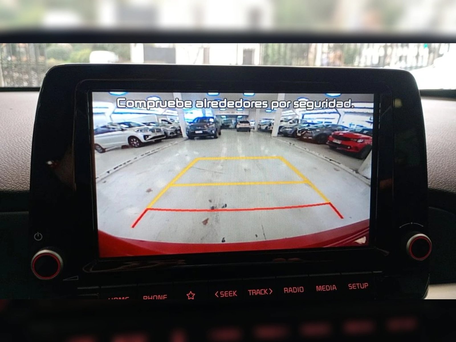 Kia MORNING MORNING MPI 1.2 2021 - Imagen 16 de 17