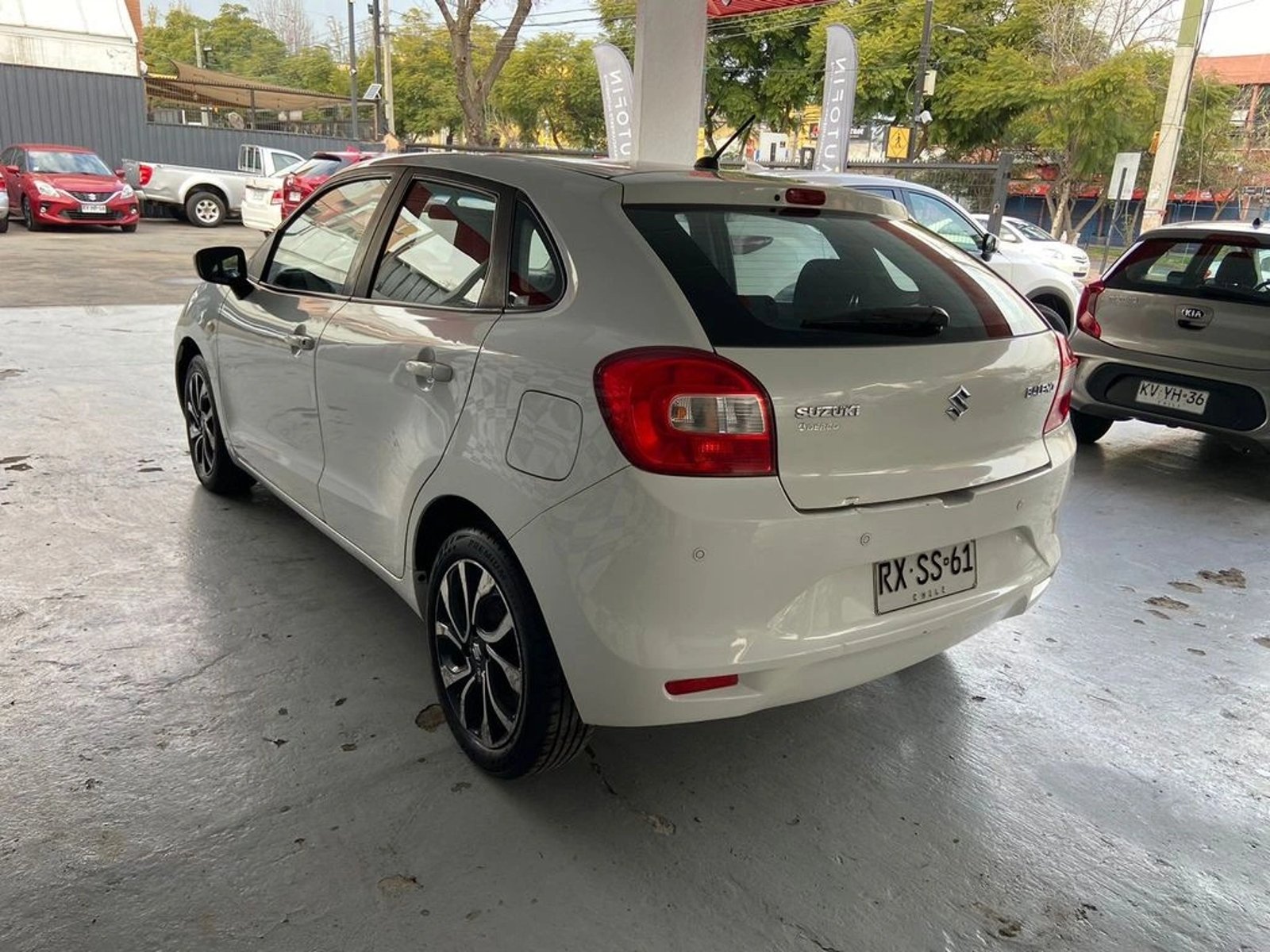 Suzuki BALENO 1.4 AT AC 2AB BT 2022 - Foto 4 de 18
