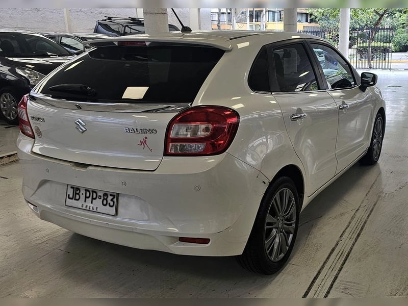Suzuki BALENO Baleno glx at 2017 - Imagen 5 de 20