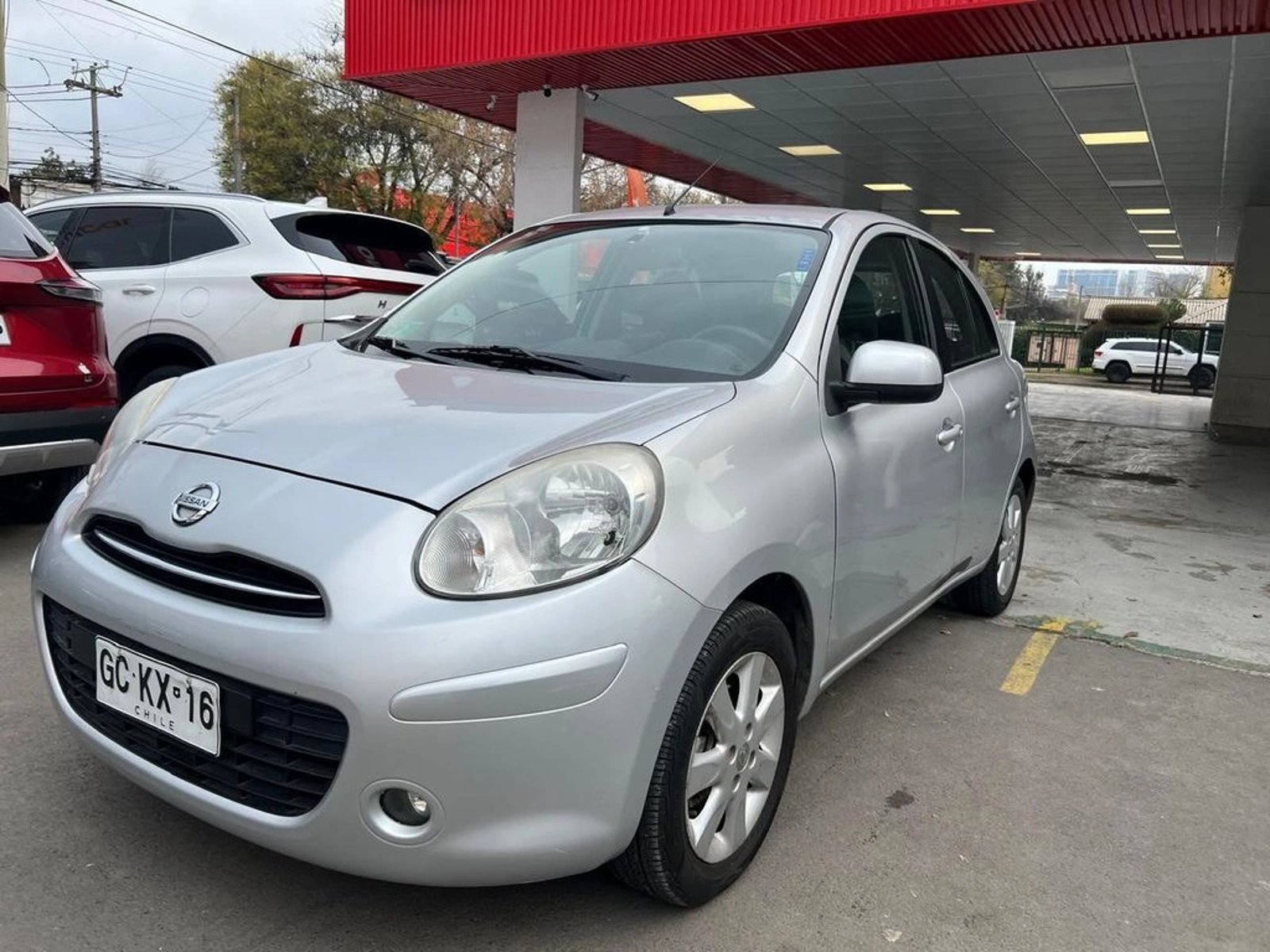 Nissan MARCH gl 2014 - Foto 2 de 12