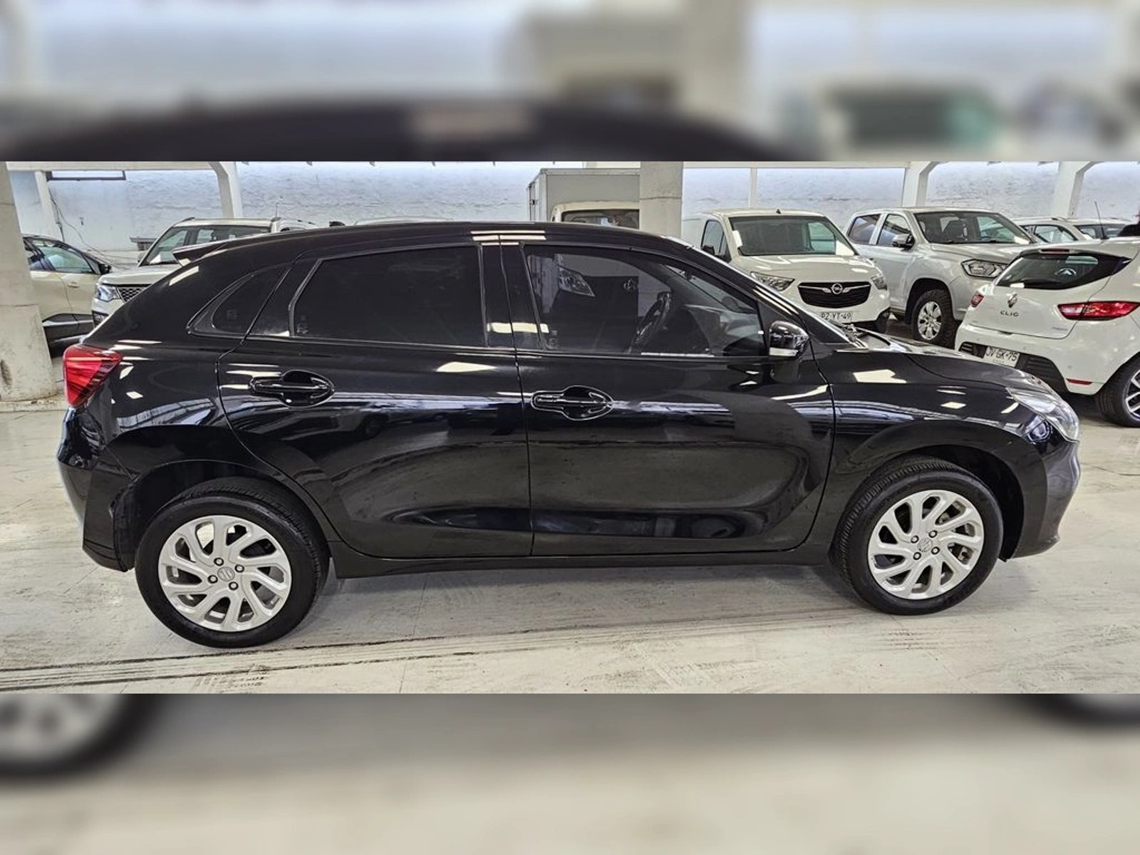 SUZUKI BALENO BALENO 4X2 1.5 2023 - Imagen 12 de 14