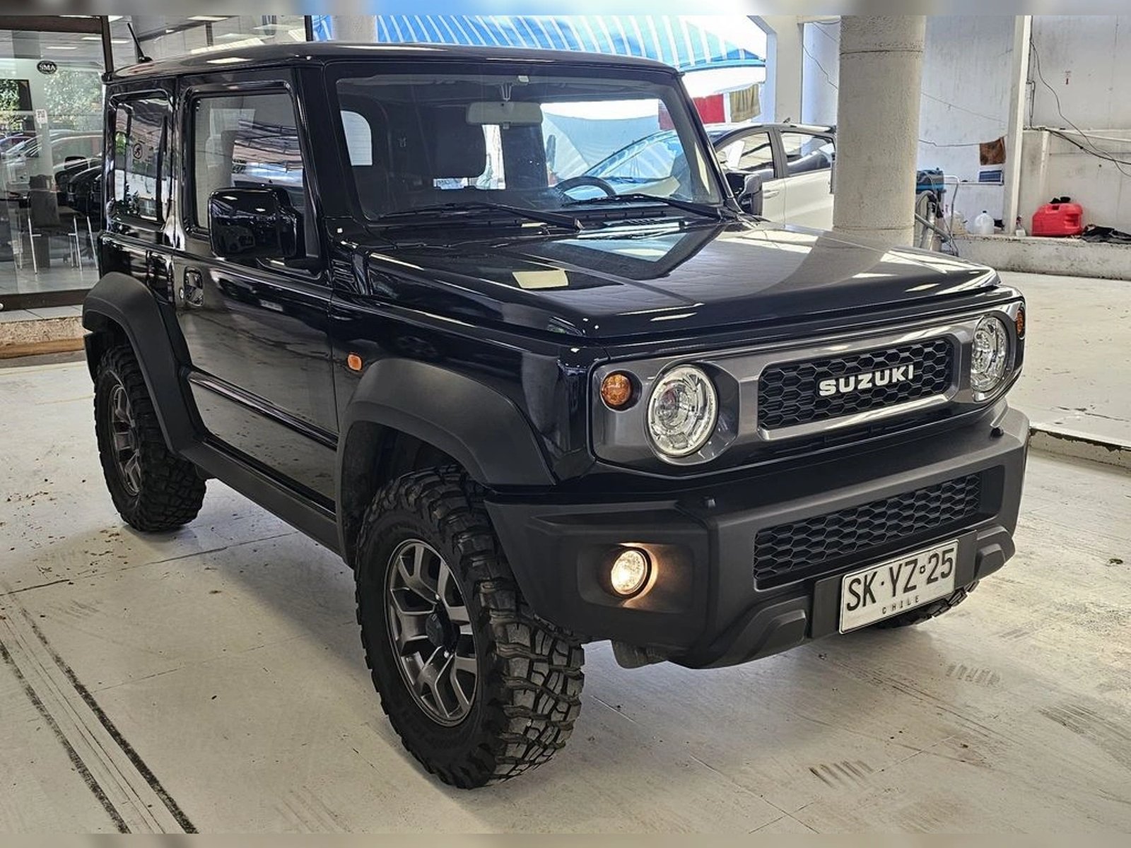 Suzuki SS JIMNY GLX AT 2023 - Foto 2 de 6