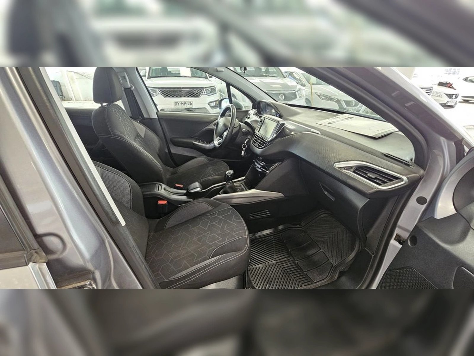 PEUGEOT 208 PEUGEOT 2008 ACTIVE BLUEHDI 1.6 2019 - Imagen 14 de 18