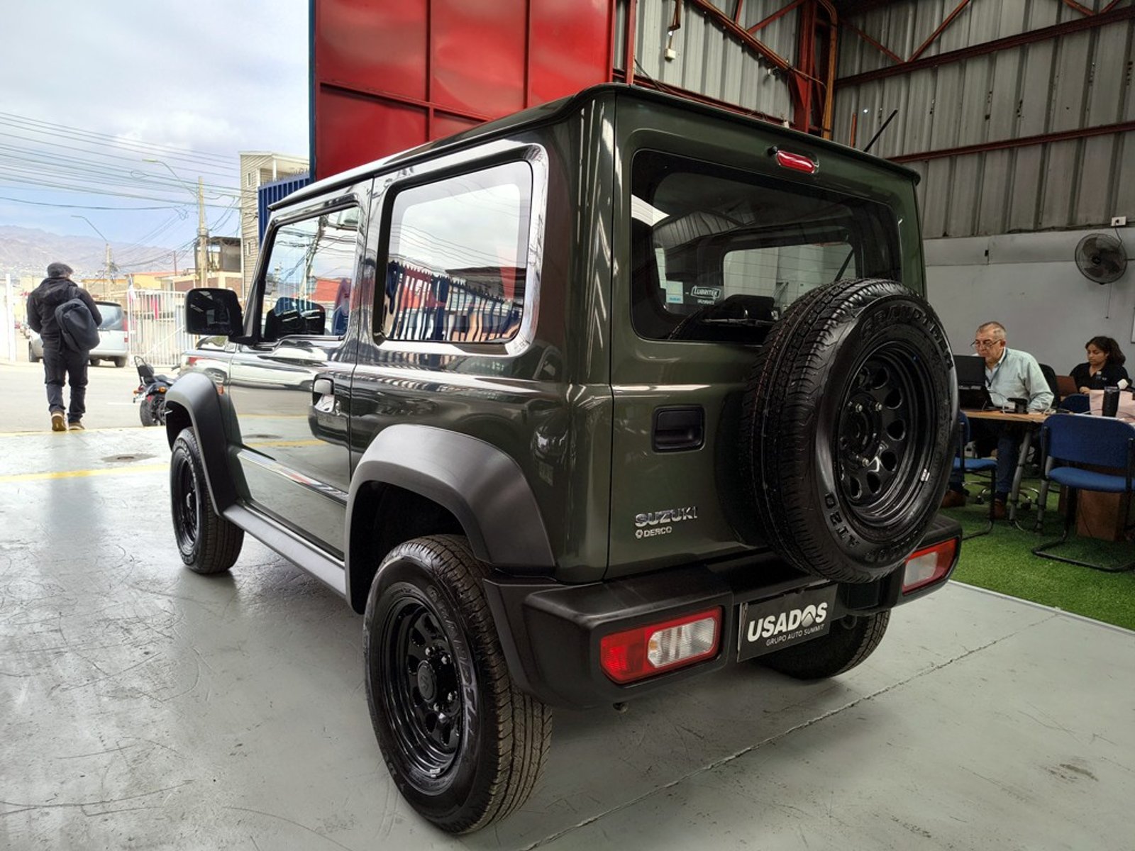 Suzuki JIMNY GL 1.5 2023 - Foto 5 de 18