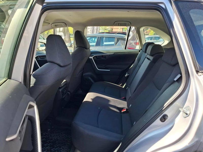 Toyota RAV4 4X2 2.0 LE AUT 2025 - Imagen 20 de 20
