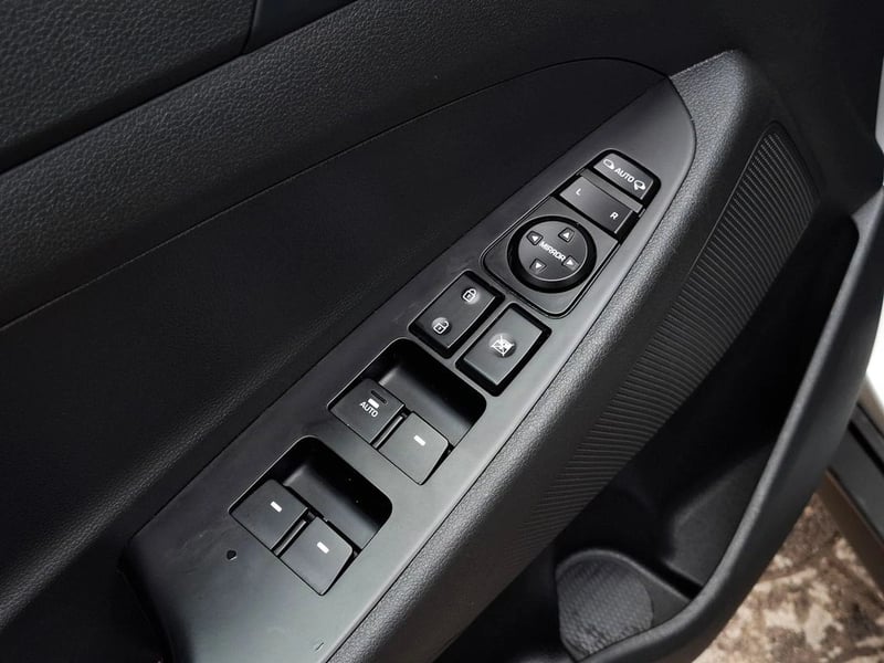 Hyundai TUCSON 2.0 PLUS 2WD AT 5P 2018 - Imagen 12 de 20