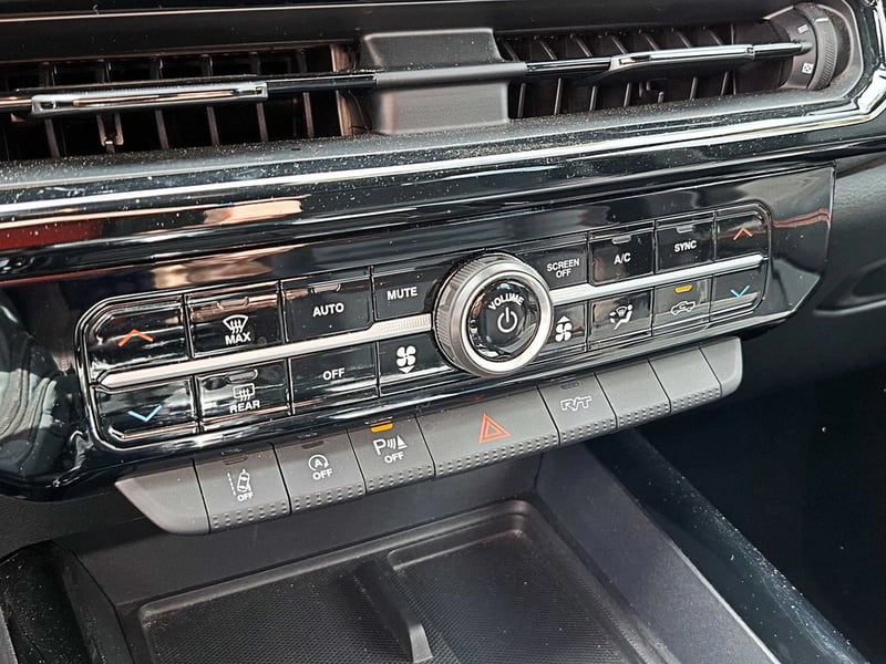 RAM RAMPAGE RT 4X4 2.0 AT 2024 - Imagen 15 de 16