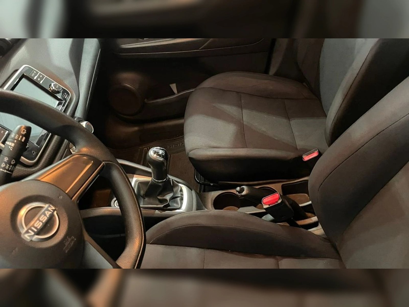 NISSAN KICKS 1.6 SENSE MT 2023 - Imagen 8 de 11