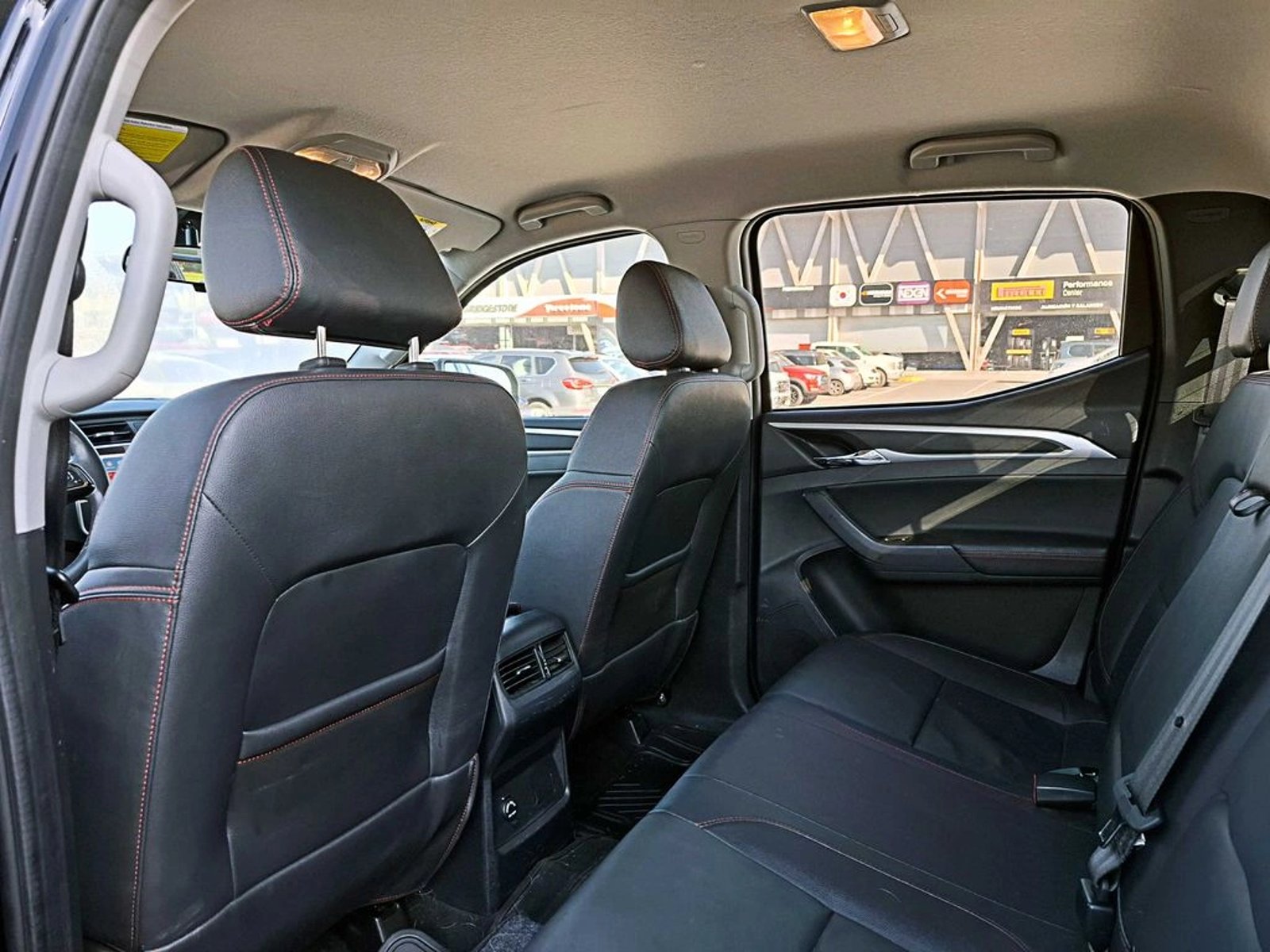Maxus T60 GLX 2.0 AUT 4X4 DIESEL 2024 - Imagen 11 de 18