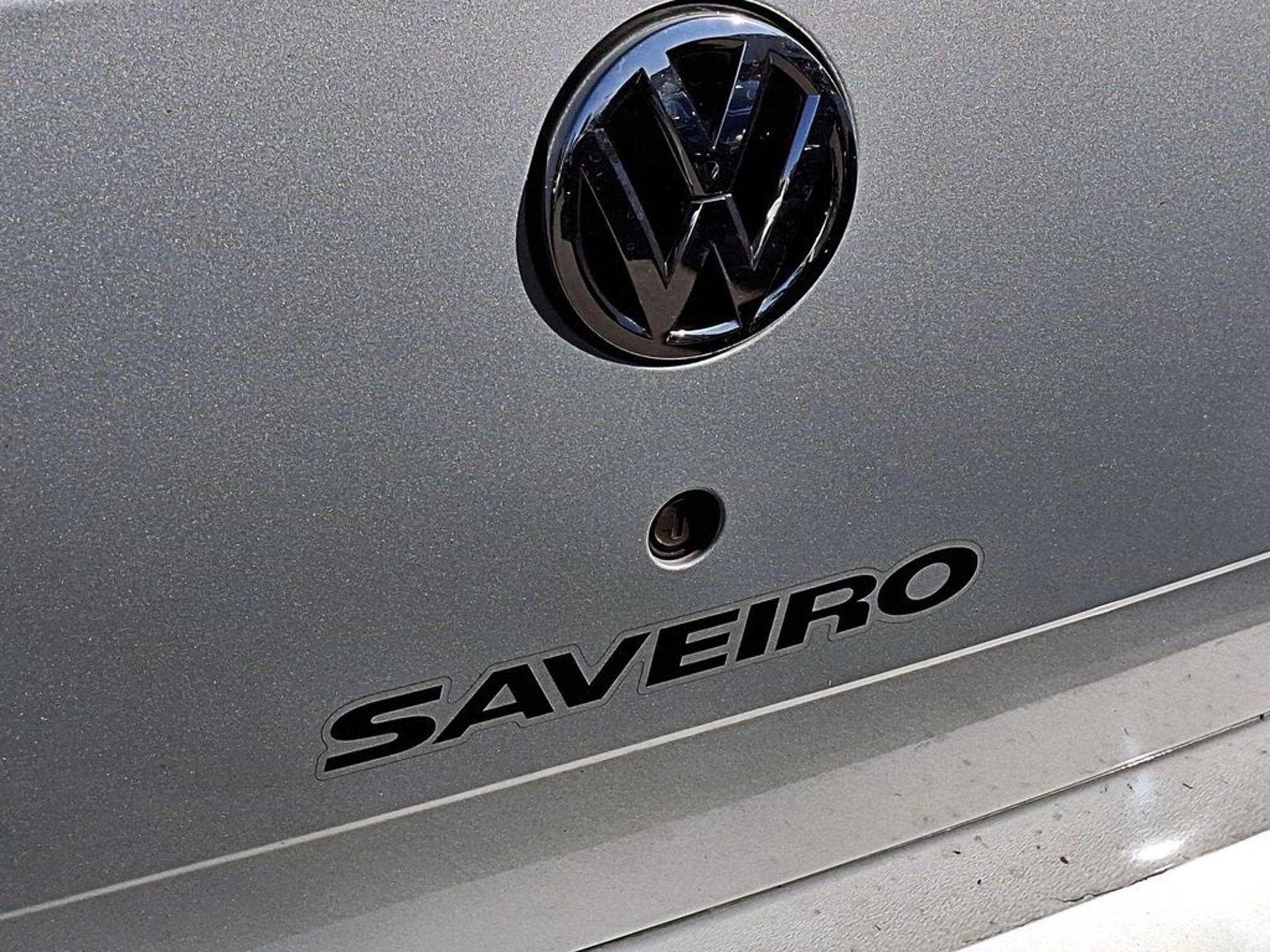 VOLKSWAGEN SAVEIRO 1.6 CS MT 2P 2023 - Imagen 8 de 17