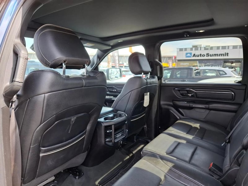 RAM 1500 5.7 CREW CAB LIMITED AT 4X4 2022 - Imagen 13 de 19
