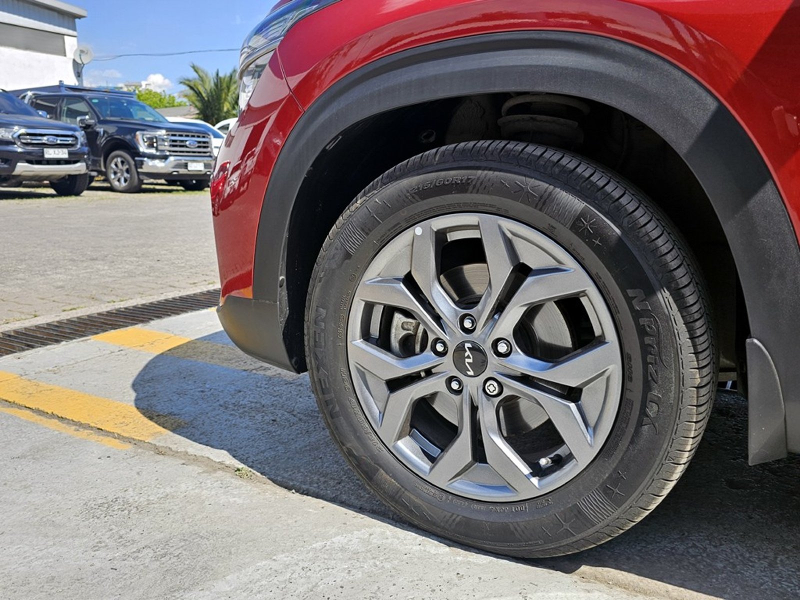 KIA SELTOS 1.5 EX MT 2024 - Imagen 9 de 20