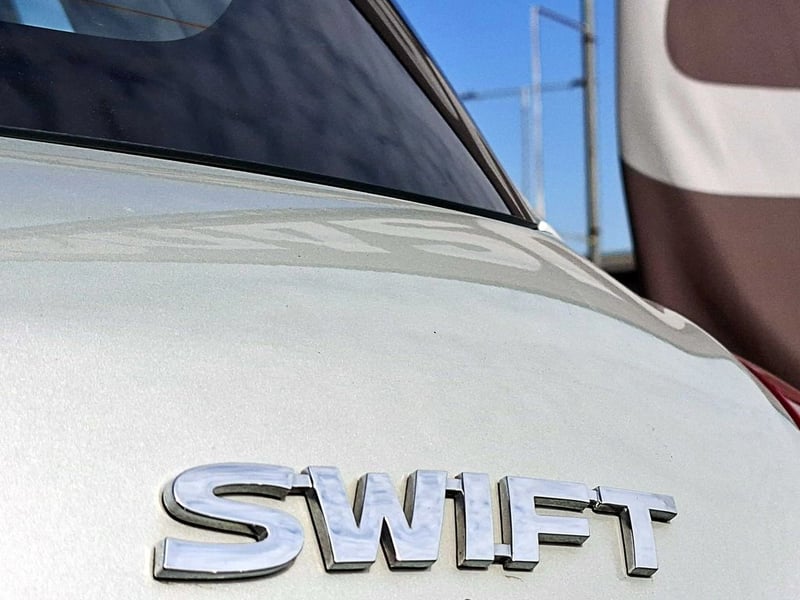 Suzuki SWIFT 1.2 GL 4X2 AC AT 5P 2017 - Imagen 8 de 15