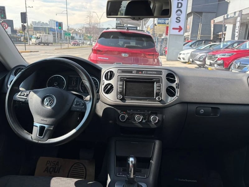 Volkswagen TIGUAN 2.0 TREND FUN TSI PLUS AT 4X4 2015 - Imagen 5 de 9