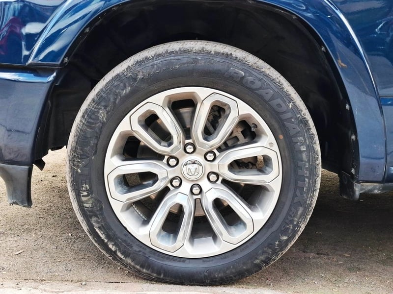 RAM 1500 5.7 LARAMIE SPORT CREW CAB AT 4X4 2023 - Imagen 8 de 20