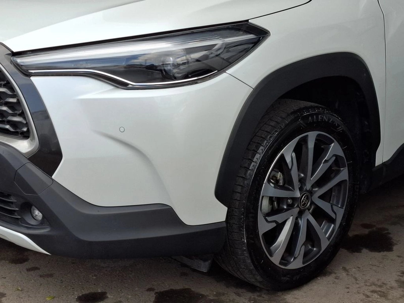 Toyota COROLLA CROSS SEG 2.0 AUT 2023 - Imagen 8 de 20