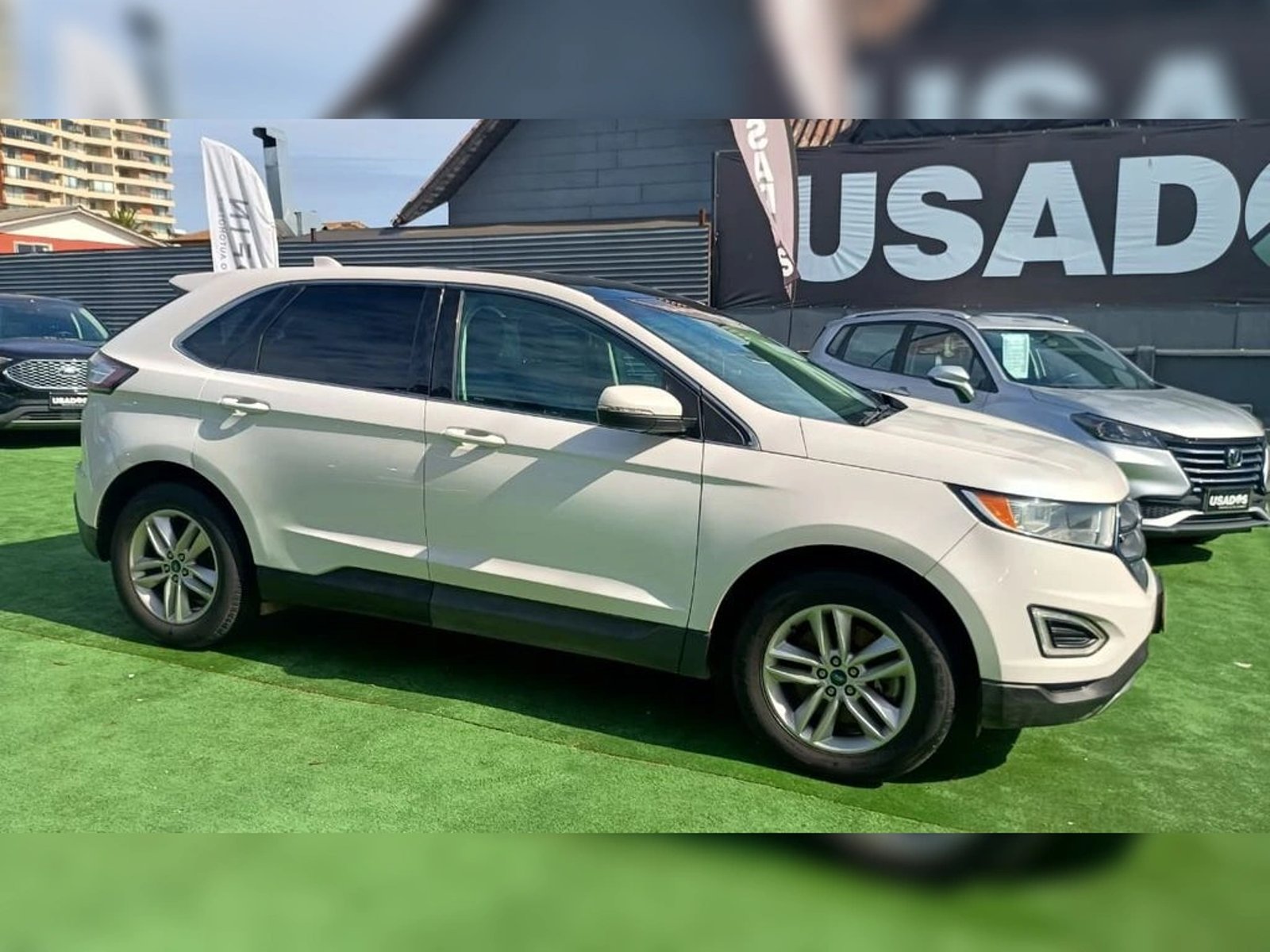 Ford EDGE SEL 4X4 3.5 AUT 2016 - Foto 2 de 9