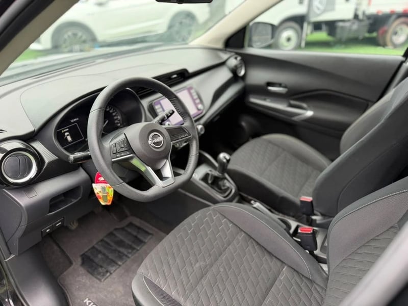 Nissan KICKS SENSE 2024 - Imagen 9 de 15