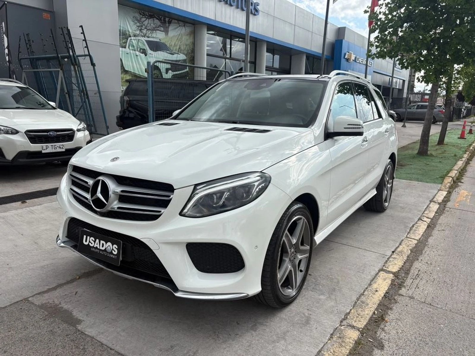Mercedes-Benz GLE 400 3.0 4MATIC SPORT 4WD AT 5P 2019 - Foto 2 de 15