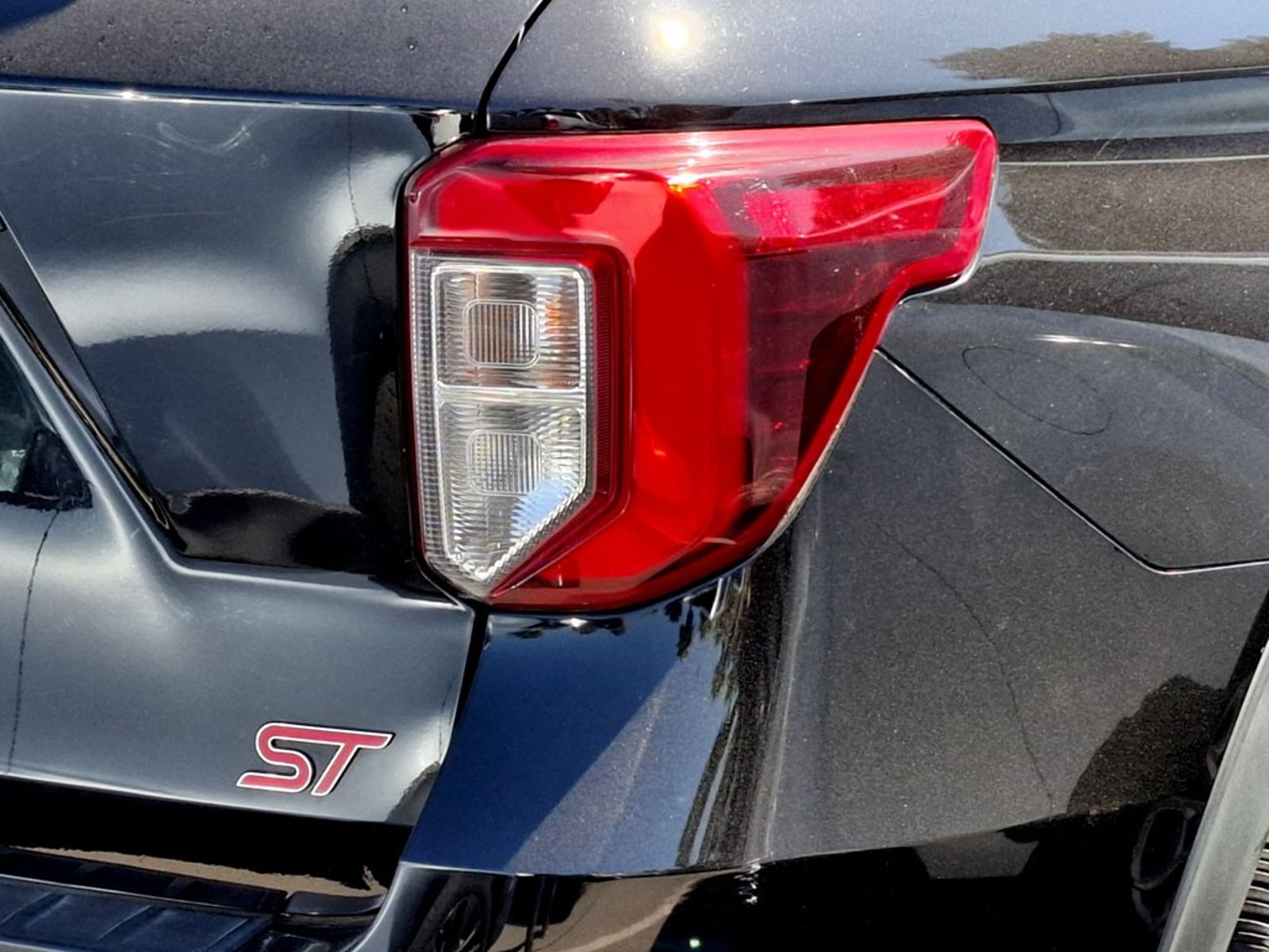 FORD EXPLORER ST 3.0 ECOBOOST 4X4 AT 5P 2023 - Imagen 8 de 20