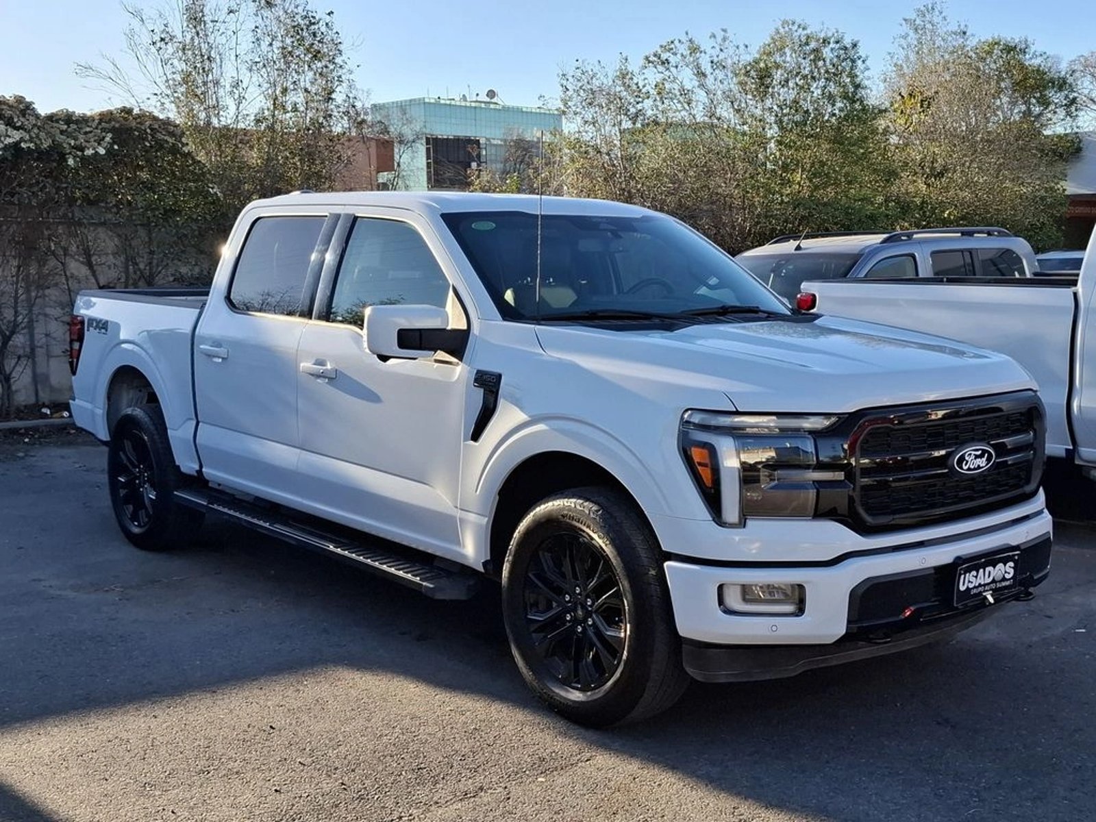 Ford F-150 LARIAT BLACK 4X4 5.0 2025 - Foto 3 de 20
