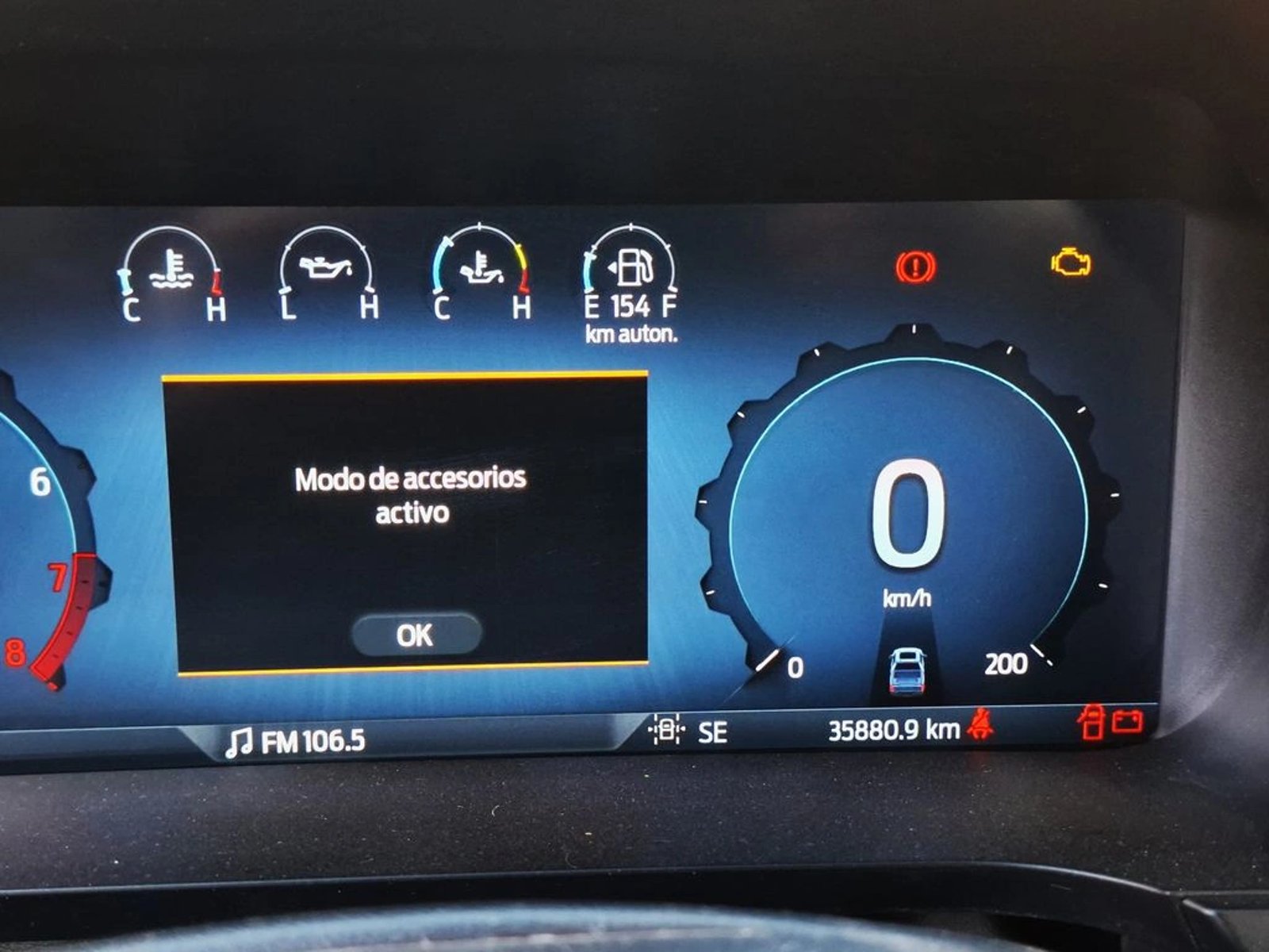 Ford F-150 LARIAT BLACK 4X4 5.0 2025 - Imagen 18 de 20