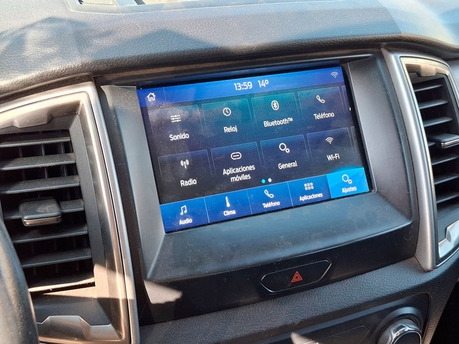 Ford RANGER XLT 3.2 4X4 MT 2022 - Imagen 15 de 20