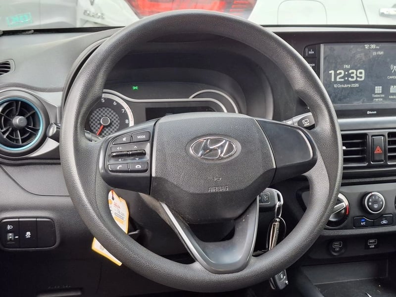 Hyundai GRAND I10 PLUS MT 1.2 2023 - Imagen 12 de 17