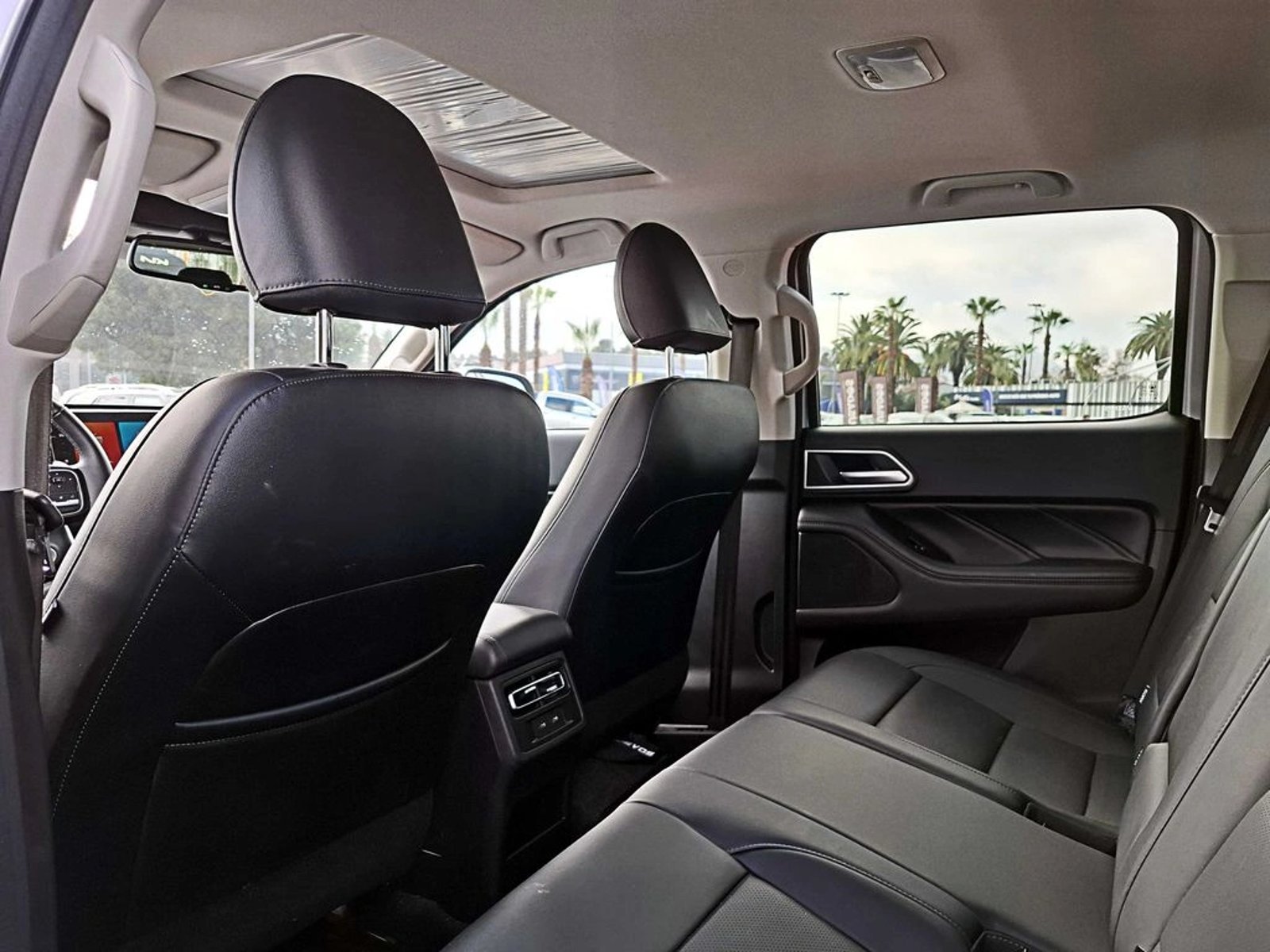 Great Wall POER PLUS 2.0T ELITE DIESEL 4X4 DOB. CAB. AT 4P 2026 - Imagen 14 de 20
