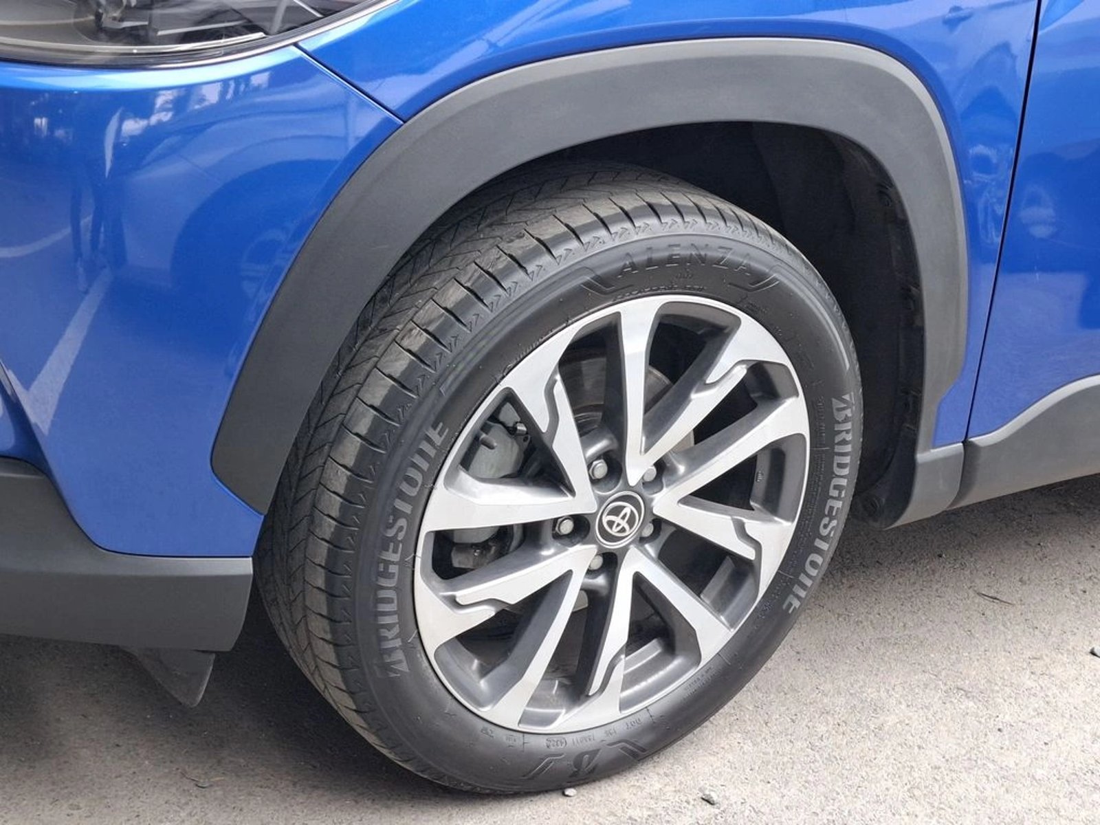Toyota COROLLA CROSS 2.0 SEG 4X2 CVT AT 5P 2023 - Imagen 10 de 20