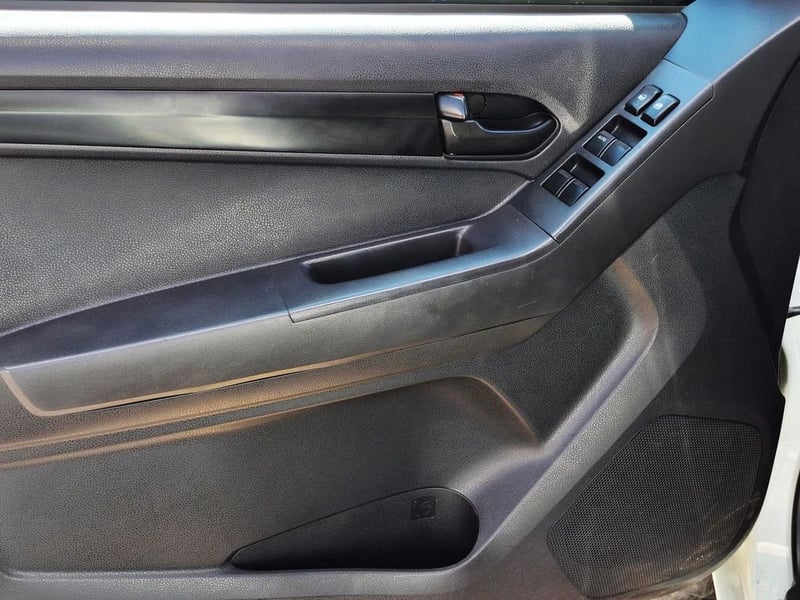 Chevrolet D-MAX 2.5 R MT DIESEL 2021 - Imagen 11 de 20