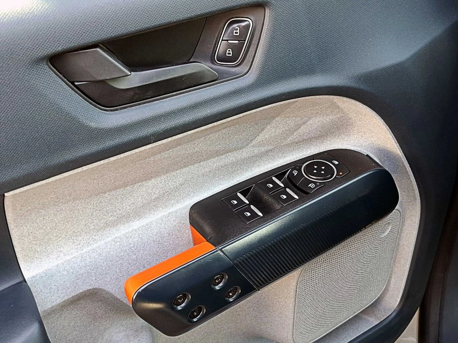Ford MAVERICK 2.0 XLT AT 2025 - Imagen 11 de 18