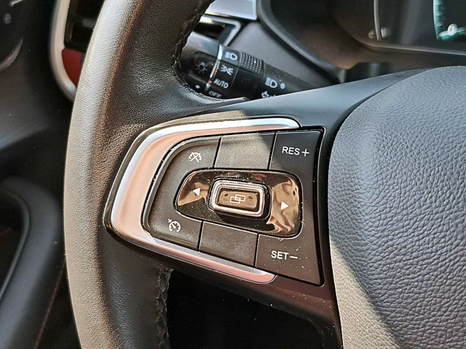 CHERY TIGGO 3 PRO 1.5 GLX CVT AT 5P 2023 - Imagen 14 de 19